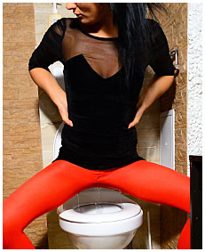 wets pantyhose over the toilet 05
