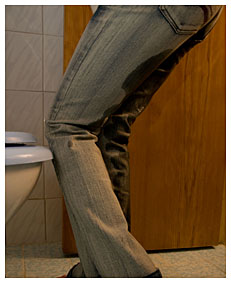 alice got too late to the toilet she filled her jeans with piss 7975