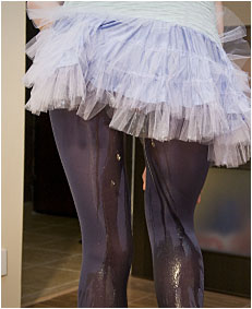 alice wetting herself in ballerina outfit 0051